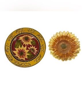 Sunflower Decorative Wall Plates Set of 2 Ceramic Yellow Red Floral Art w/Hanger